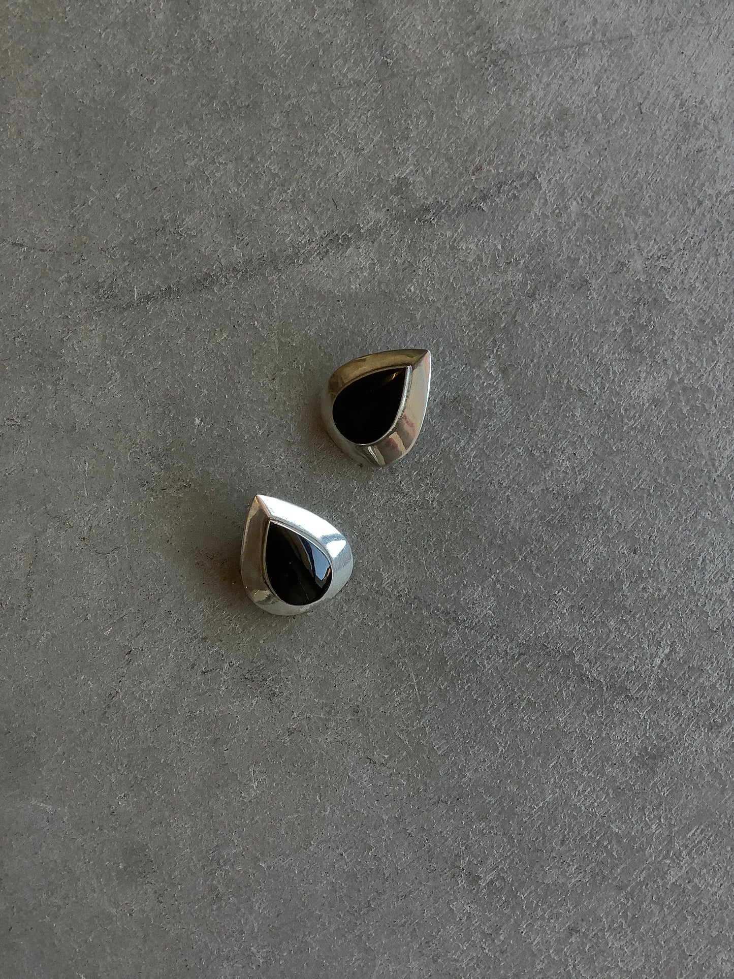 Sterling silver and onyx teardrop earrings
