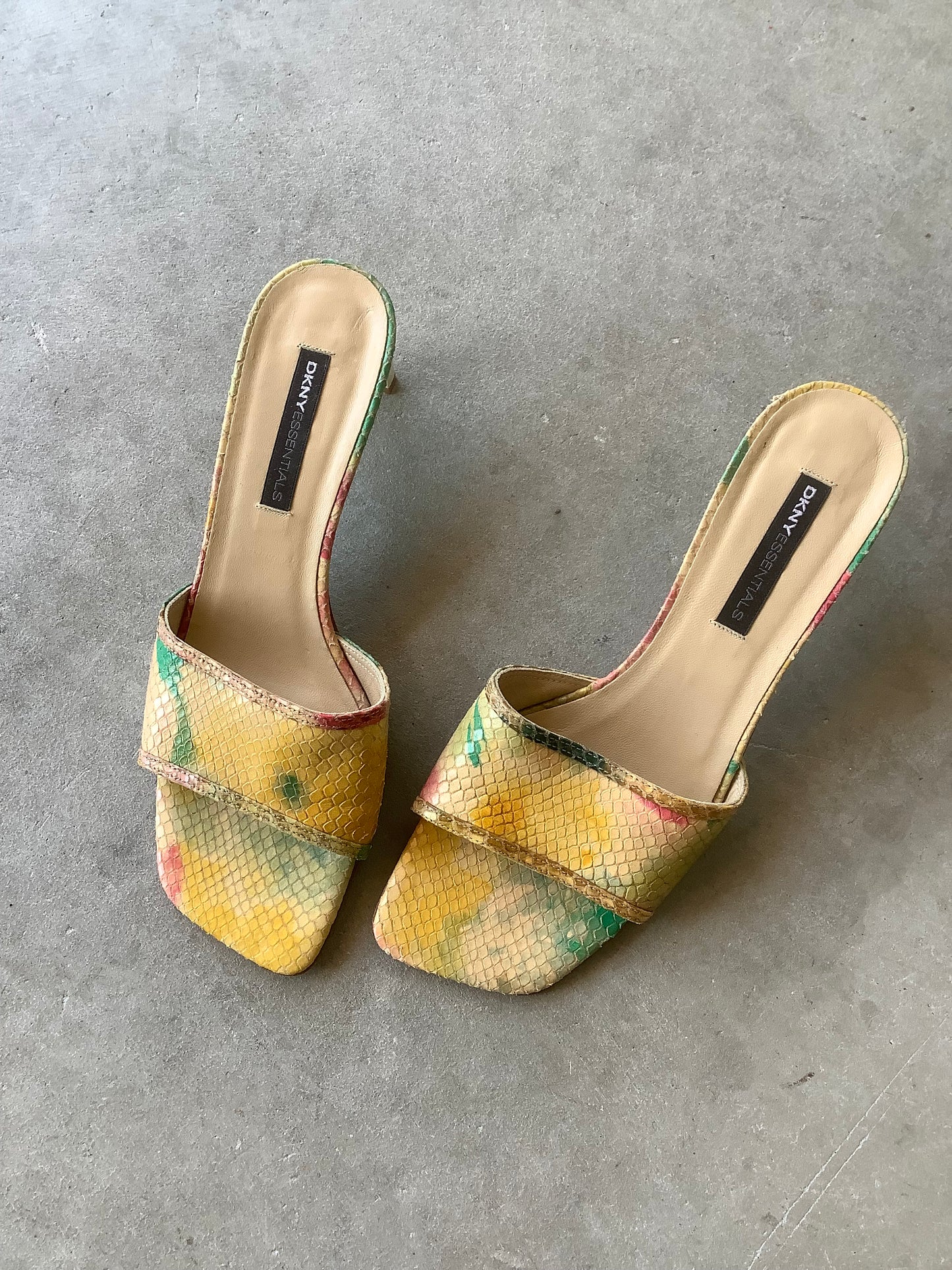 Pastel snakeskin slide heels US 6.5