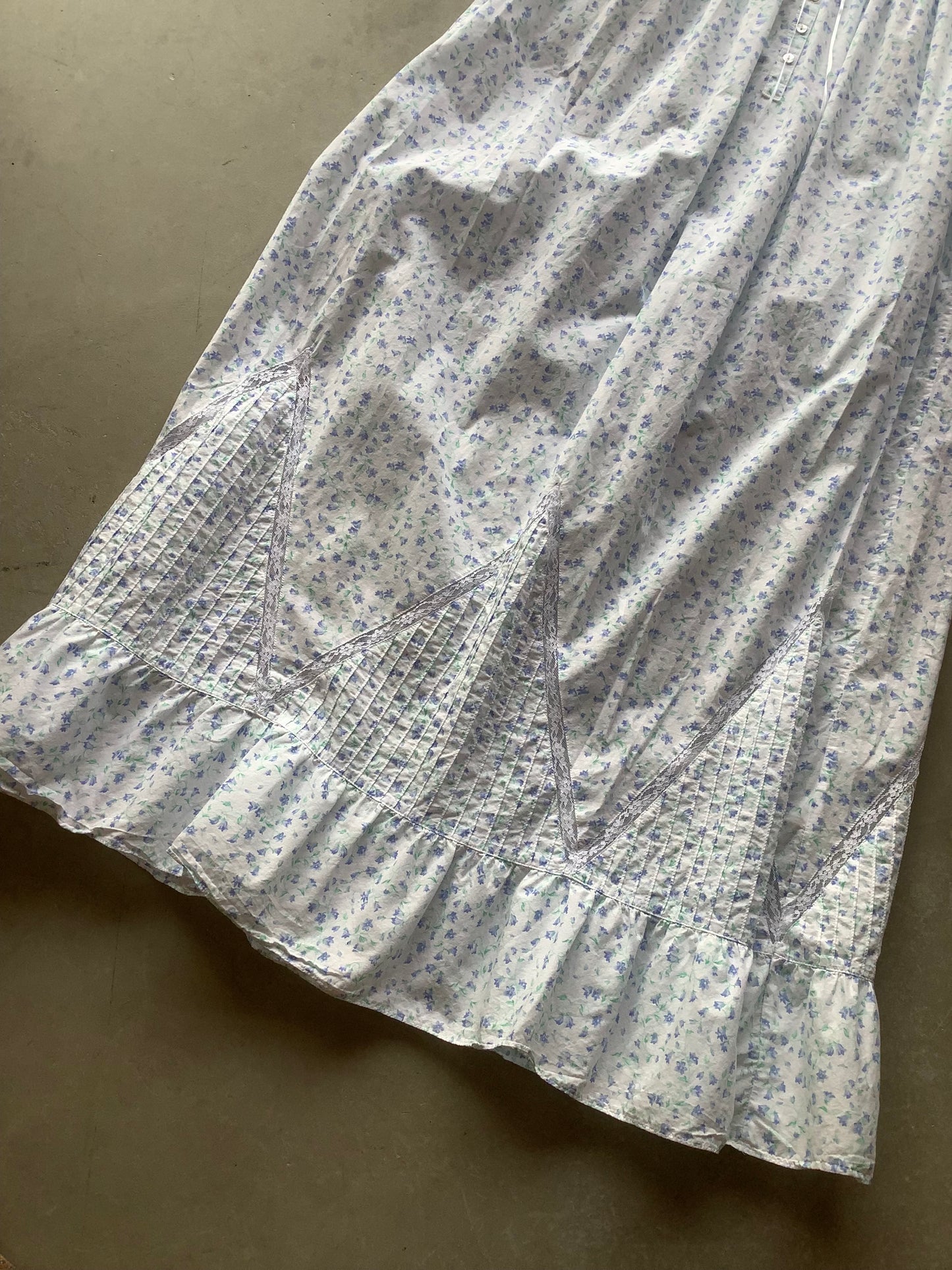 Cotton and lace floral maxi nightgown