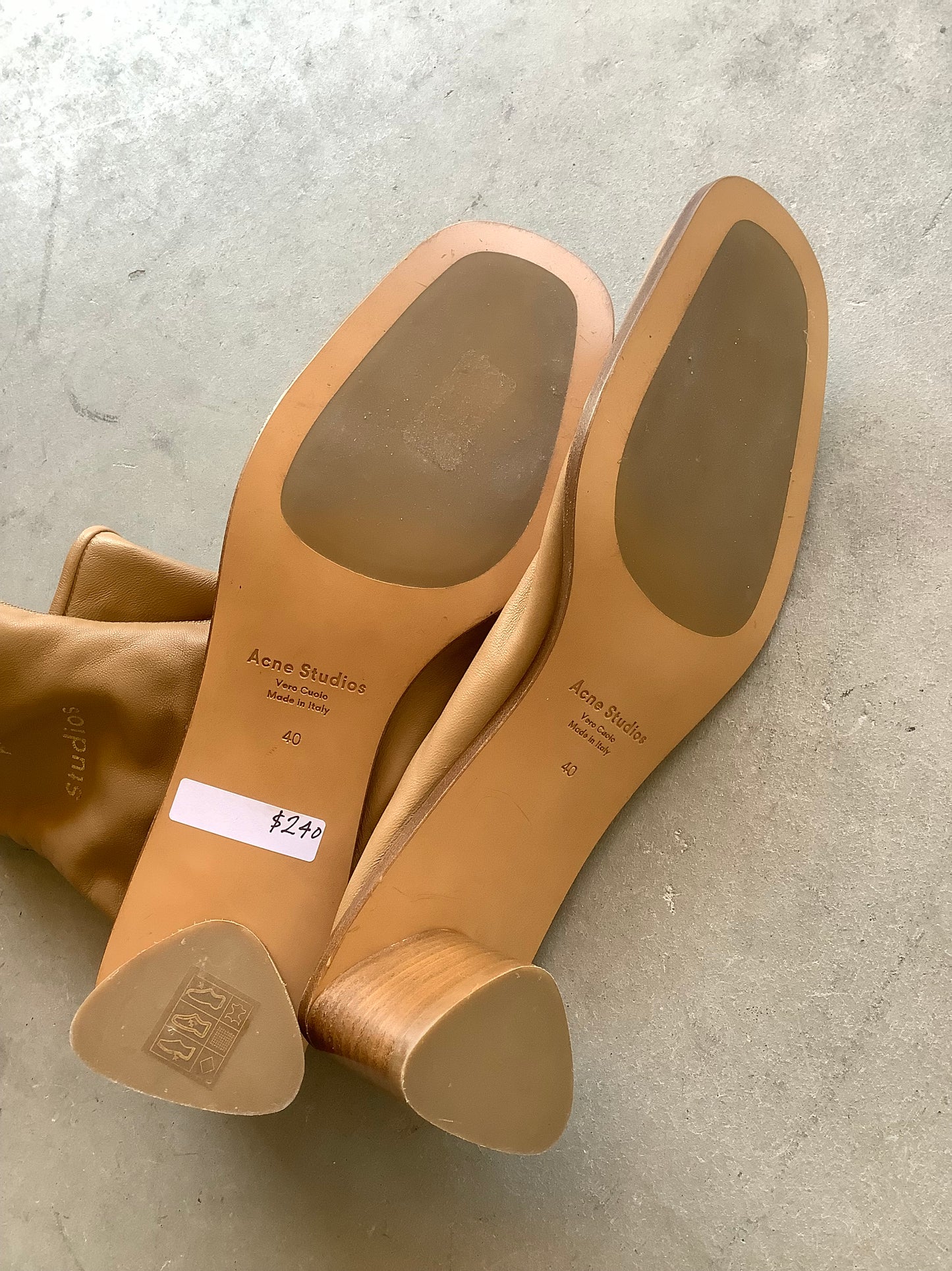 Tan Acne Studios Logo leather ankle boots EU 40