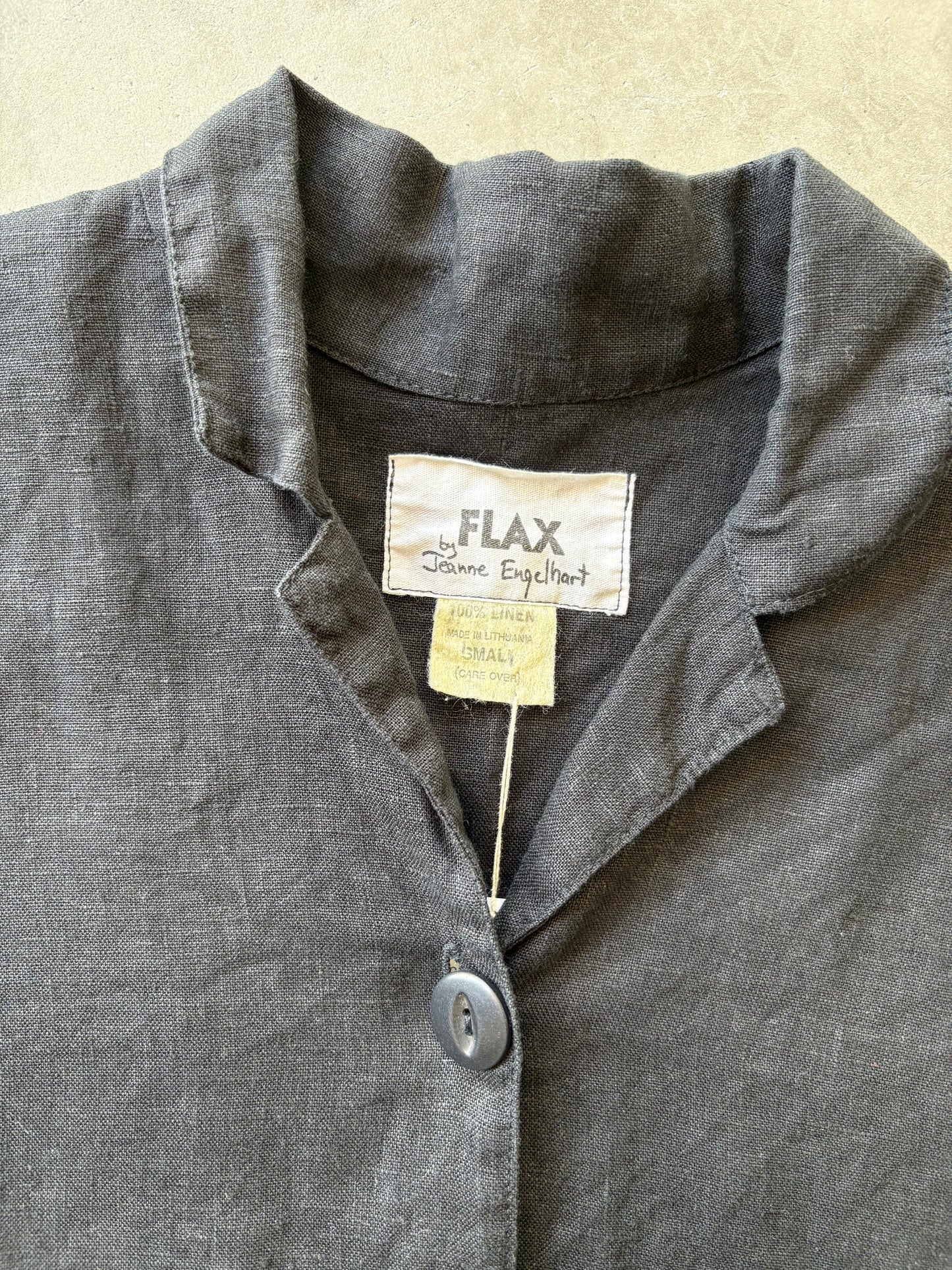 Black linen boxy button-up