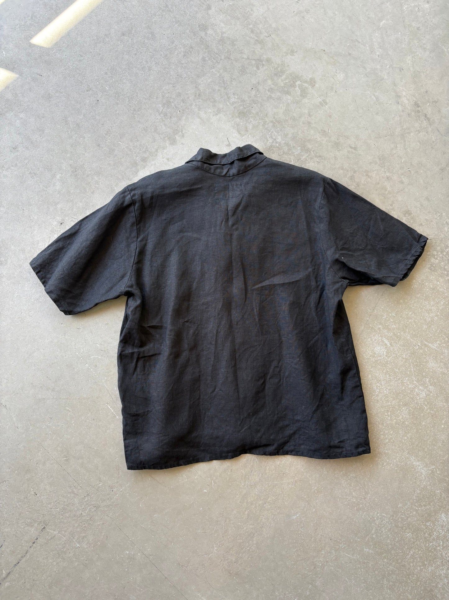Black linen boxy button-up