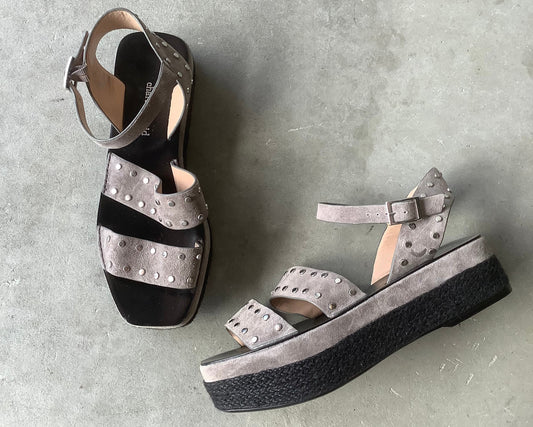 Grey suede platform sandals US 8
