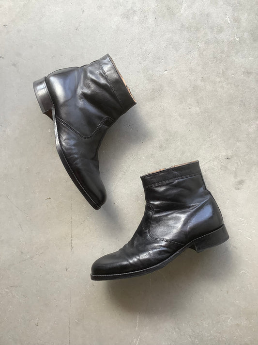 Black leather Chelsea boots EU 42